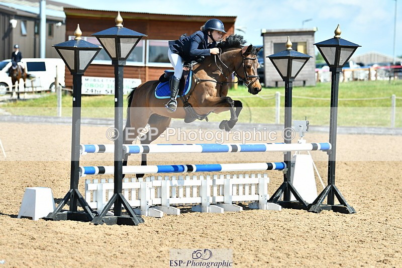 230624A-101836-00251 - Cls 37 Springboard 128 + 138cm