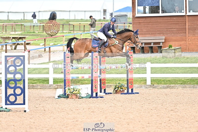 240418A-150422-03909 - Cls 17, 1 Star Silver Tour 1.20m