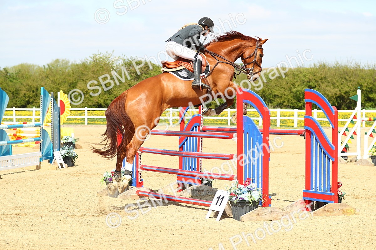 SBM_001296 - Class 5 - Senior Foxhunter 1.20m