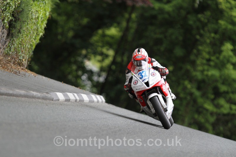 James Cowton Honda / F W Cowton Joiners - Monster Energy Supersport Race 1