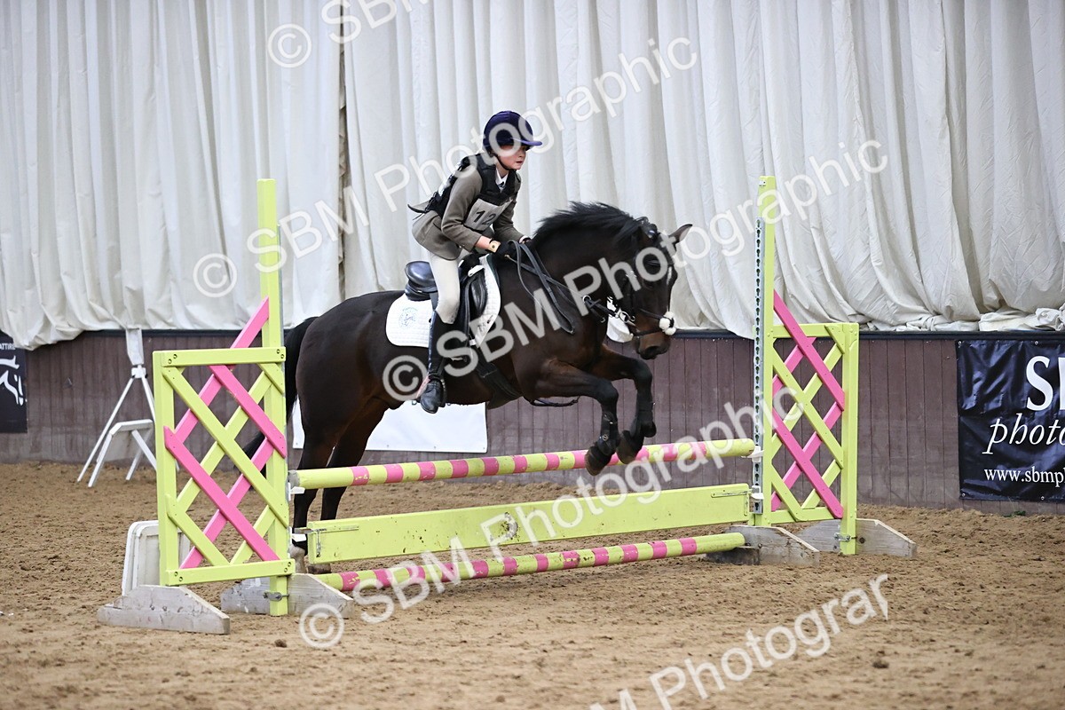 SBM_001778 - Class 5 - Henlow Veterinary Hospital 70cm