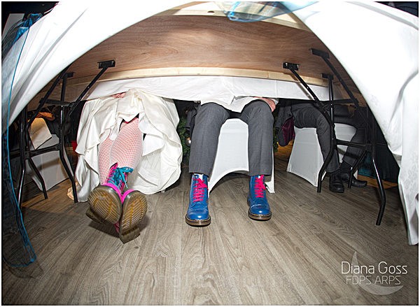 feet under the table - WEDDING & SOCIAL