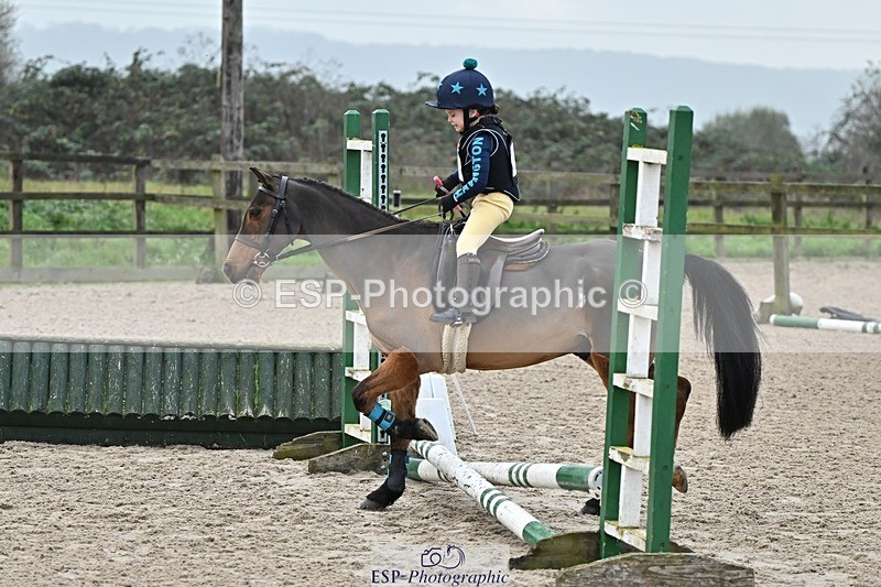 241110-094236-00058 - 40cm Showjumping