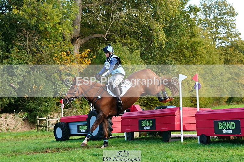 251025A-155706-21697 - G-579-Amy.Newton