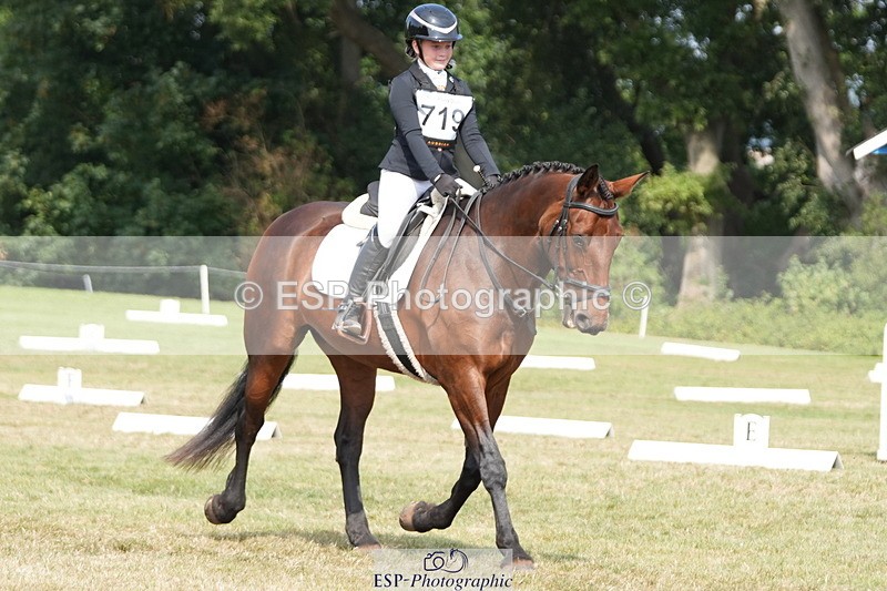 250823A-152245-32275 - PC70 Ride Off