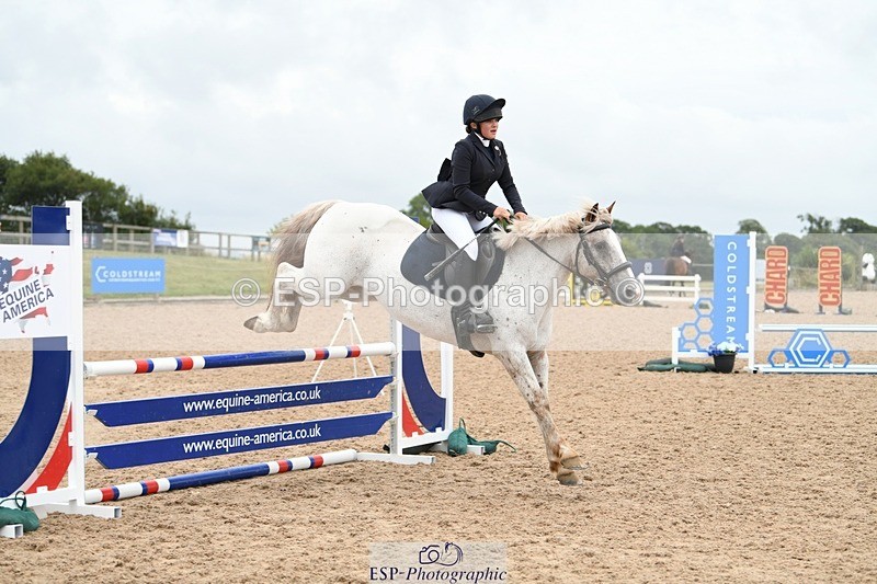 250807-110016-00394 - 90cm Round 1