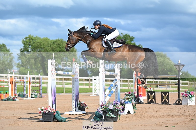 230721A-165618-07902 - Cls 10, 2 Star Big 1.45m Break to End