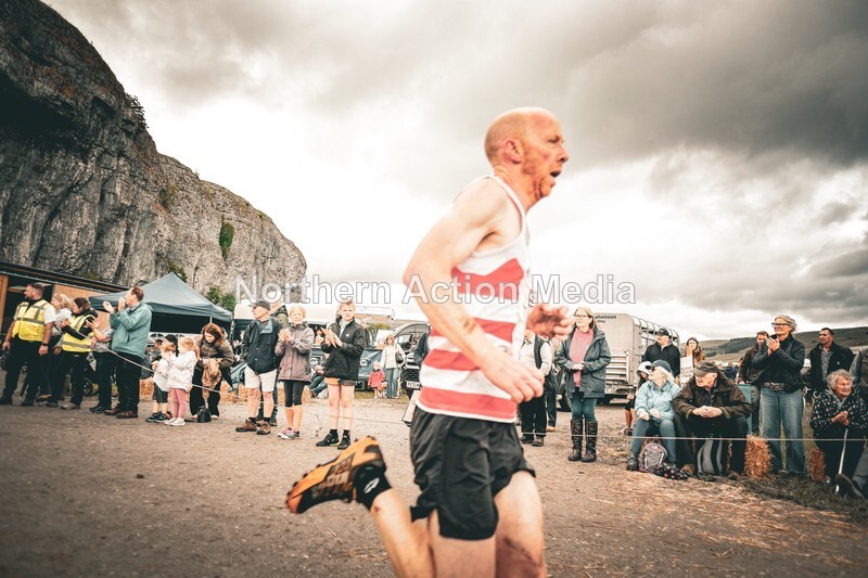 DSCF6963 - Kilnsey Crag race