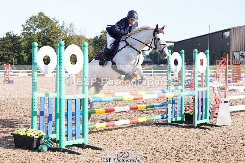 240915A-091628-08573 - Cls 31 Snr British Novice and 90cm Open