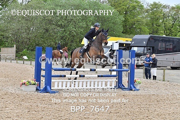 BPP_7647 - CLASS 14 SAT Senior BritiNovice/ 90cm Open