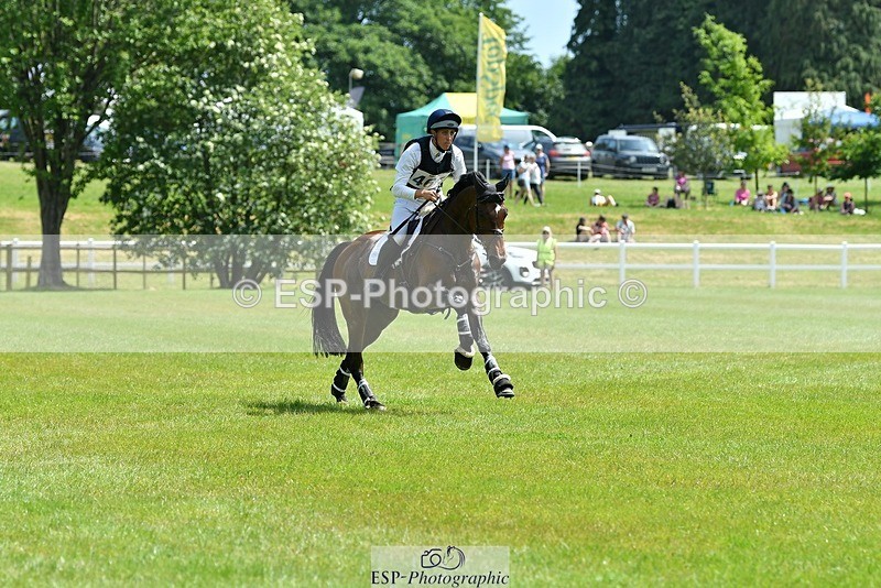 230528-135816-18190 - 466-BAMBINO_DE_L'ILATTE-Paolo_Torlonia-XC