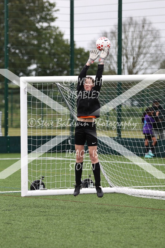 1DX32115 - Sat 6th U12 Girls
