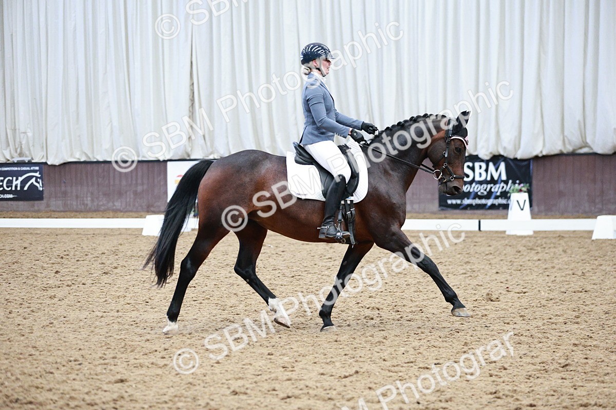 SBM_006537 - Class 16 - Advanced Medium 5 - 16.02-17.22