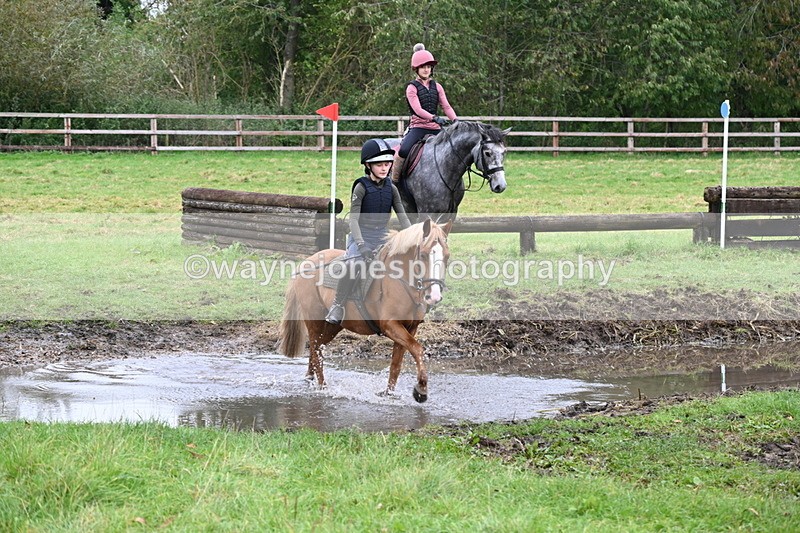 WJ6_6902 - Time at Photographer 13:06 to 13:23