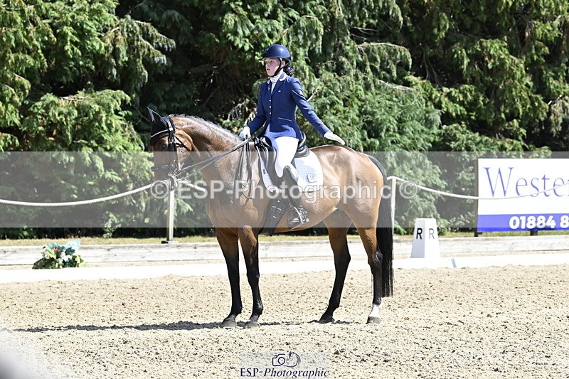 250810A-150436-07925 - 101-Olivia.LuscombeEternal.Kiss