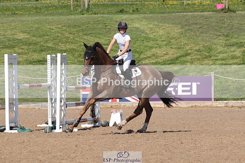 250430-155328-01552 - Cls 6 Foxhunter and 1.20m Open
