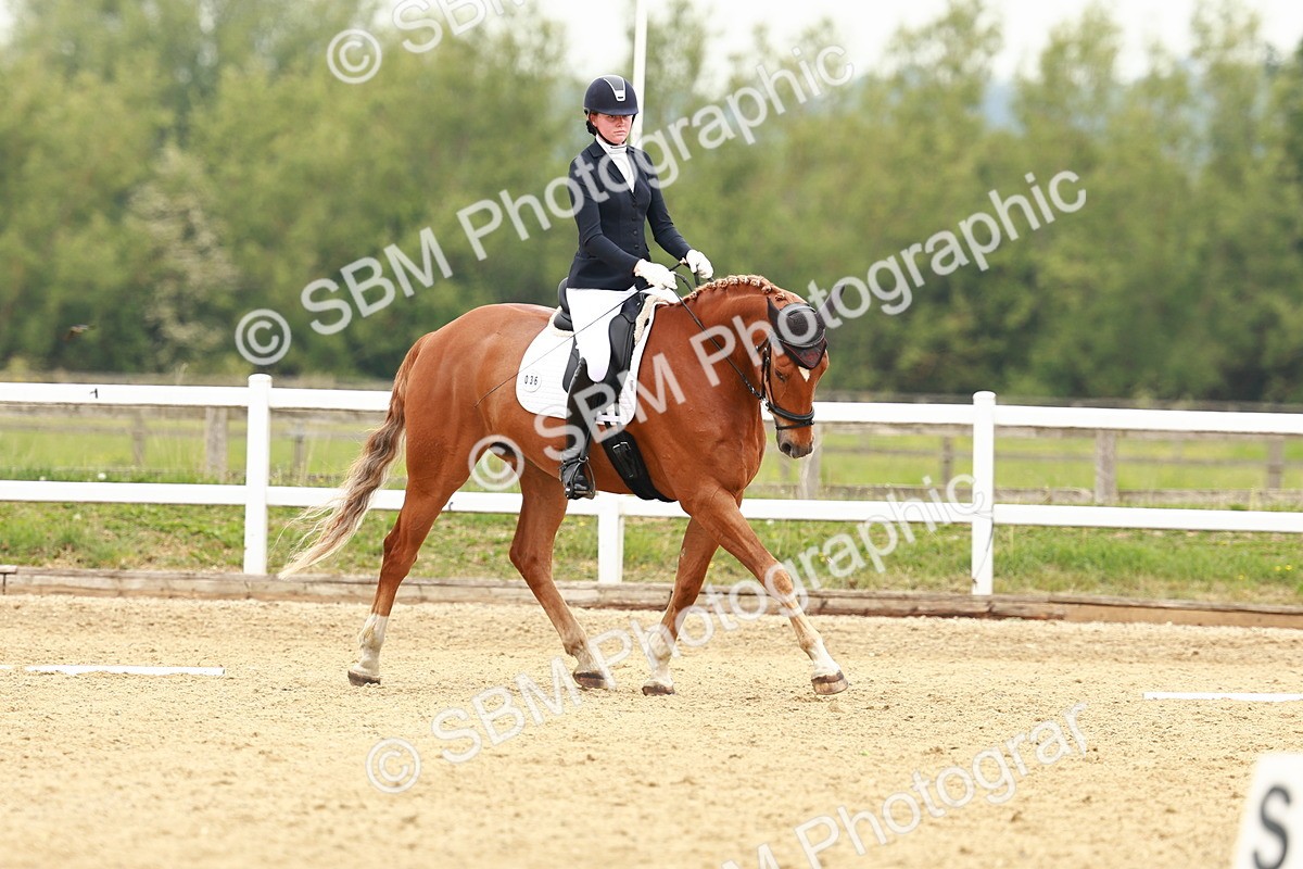 SBM_001249 - Class 6 - Novice 4