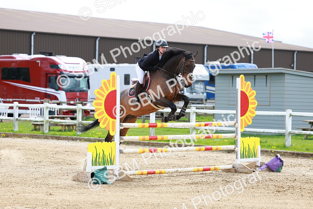 SBM_002510 - Class 10 - Senior Newcomers - 1.10m