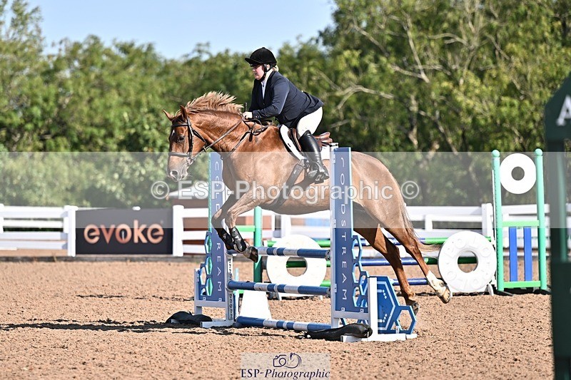 260812-093558-00057 - Cls 2 British Novice and 90cm