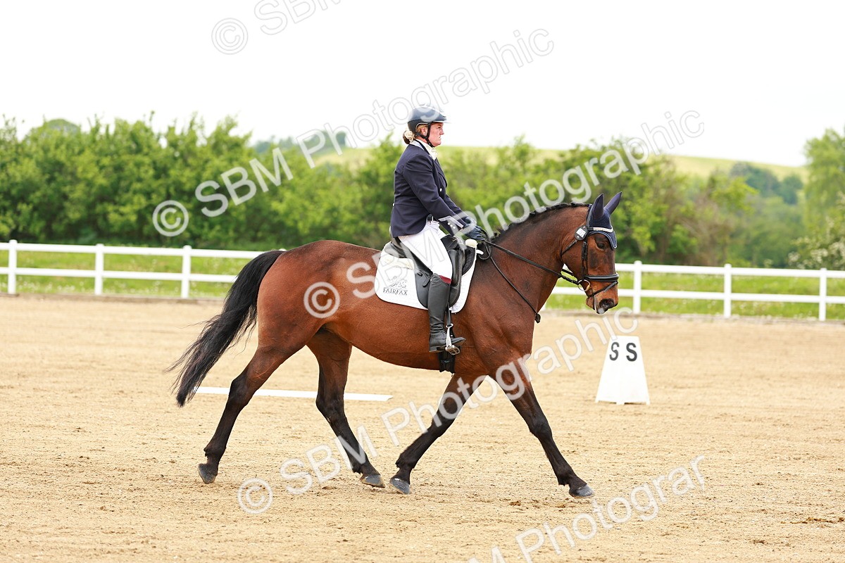SBM_005052 - Class 16 - Novice 6