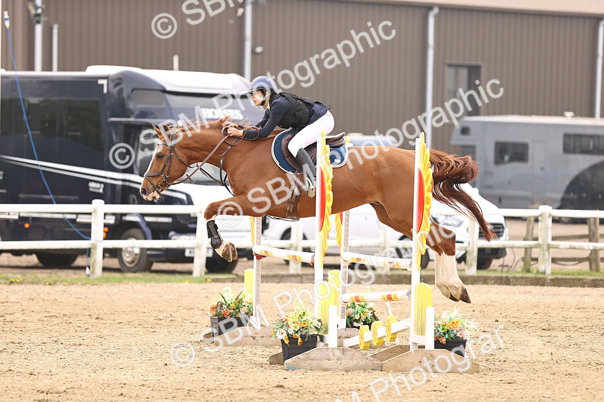  - Class 15 - Senior British novice - 90cm