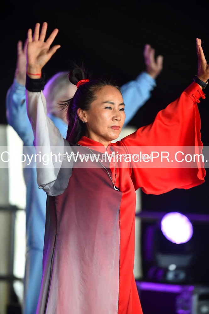 SH4_1339 - Tai Chi with Lisa Kay.