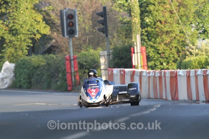 IMG_5624 - Thursday Practice - TT 2013 Side Car