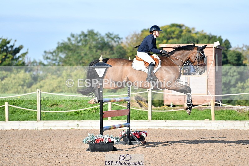 240915A-090122-08650 - Cls 25 Snr 1.20m Open