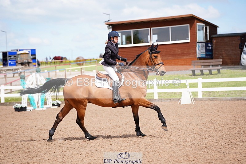 240525A-142408-06573 - Cls 18 National 1.40m