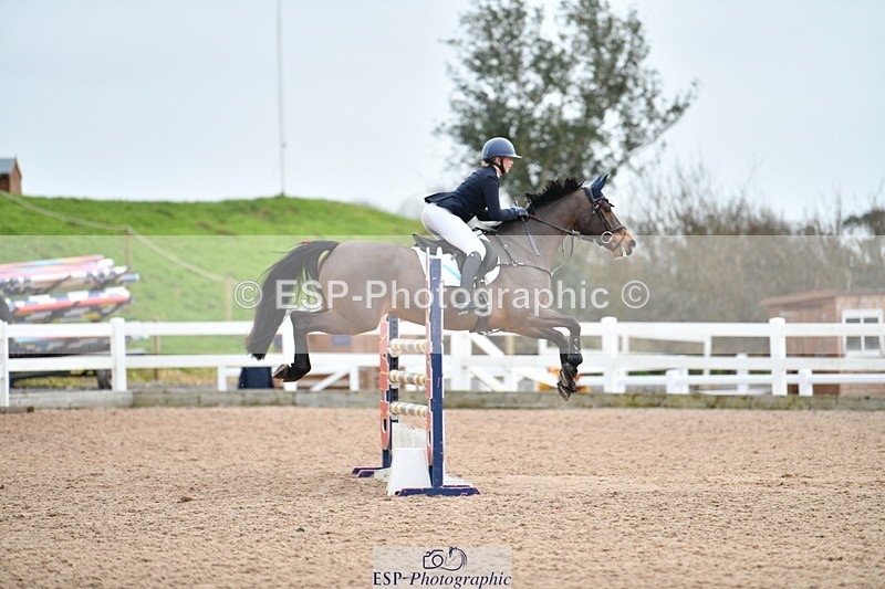 240124A-124809-00545 - Cls 3 Newcomers & 1.10m Open