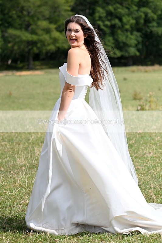 WJ7_7441 - Zoe & Fred Wedding Dress Shoot 09-08-25