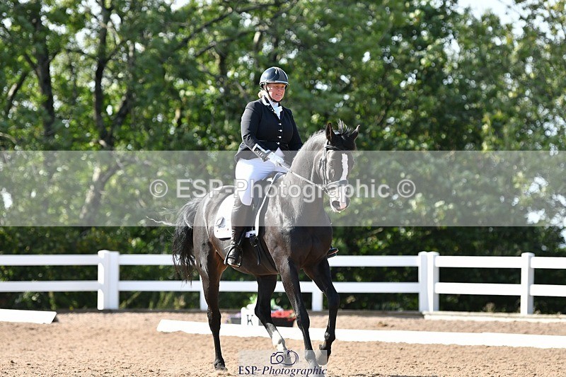 250906-155602-04497 - 057-Joanna.JohnsRockoko