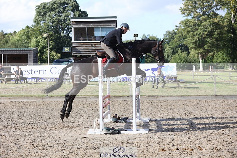 250831A-170203-11466 - Cls 45 Snr 90cm Grand Prix