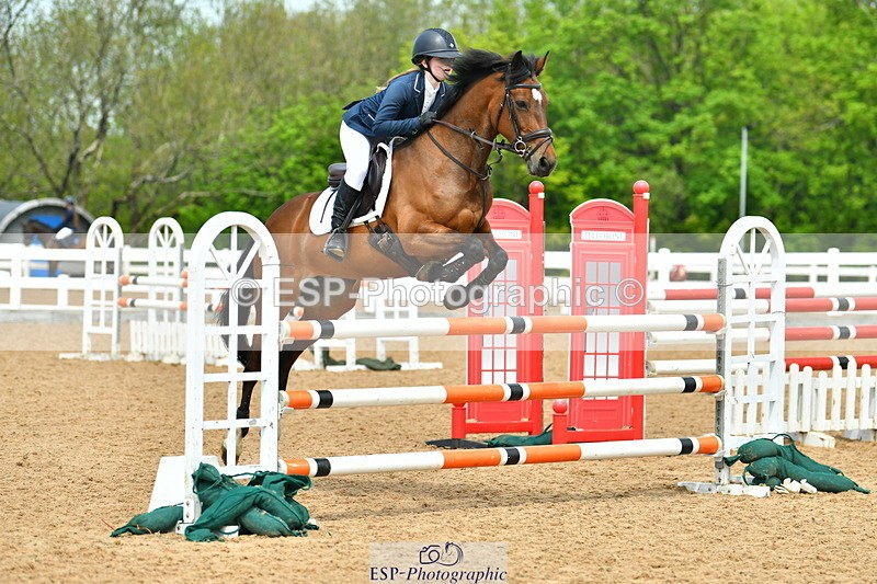 230514A-131927-02927 - Cls 25 Pony Foxhunter & 1.10m Open