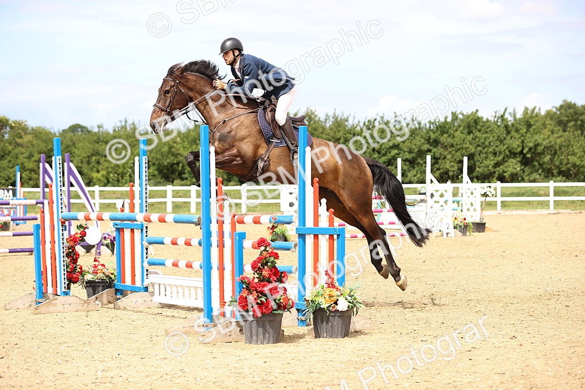 SBM_007859 - Class 19 - Senior Newcomers - 1.10m