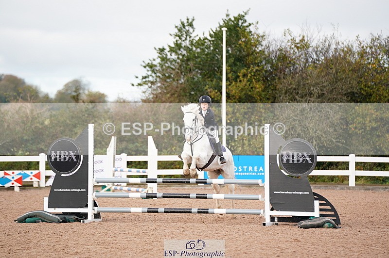 241027A-100904-02022 - SUN Cls 4 Pony British Novice and 80cm