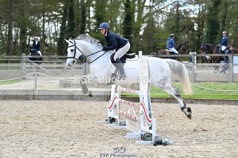 240324-123556-02601 - Cls 9 Snr 1.05m Open