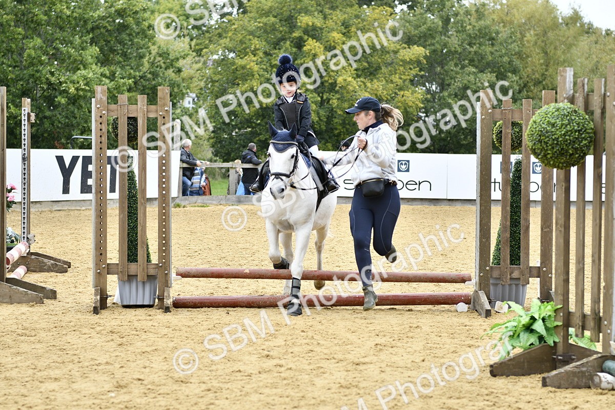 SBM_62660 - J1 - Mini Tour Junior Pony Lead Rein 30cm Championship