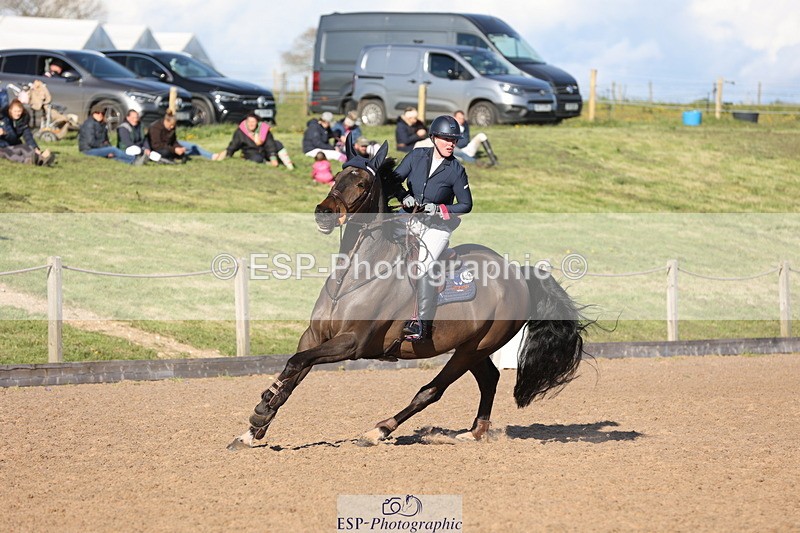 240419A-174610-09986 - Cls 10, 2 Star Big Tour 145cm  Break to End