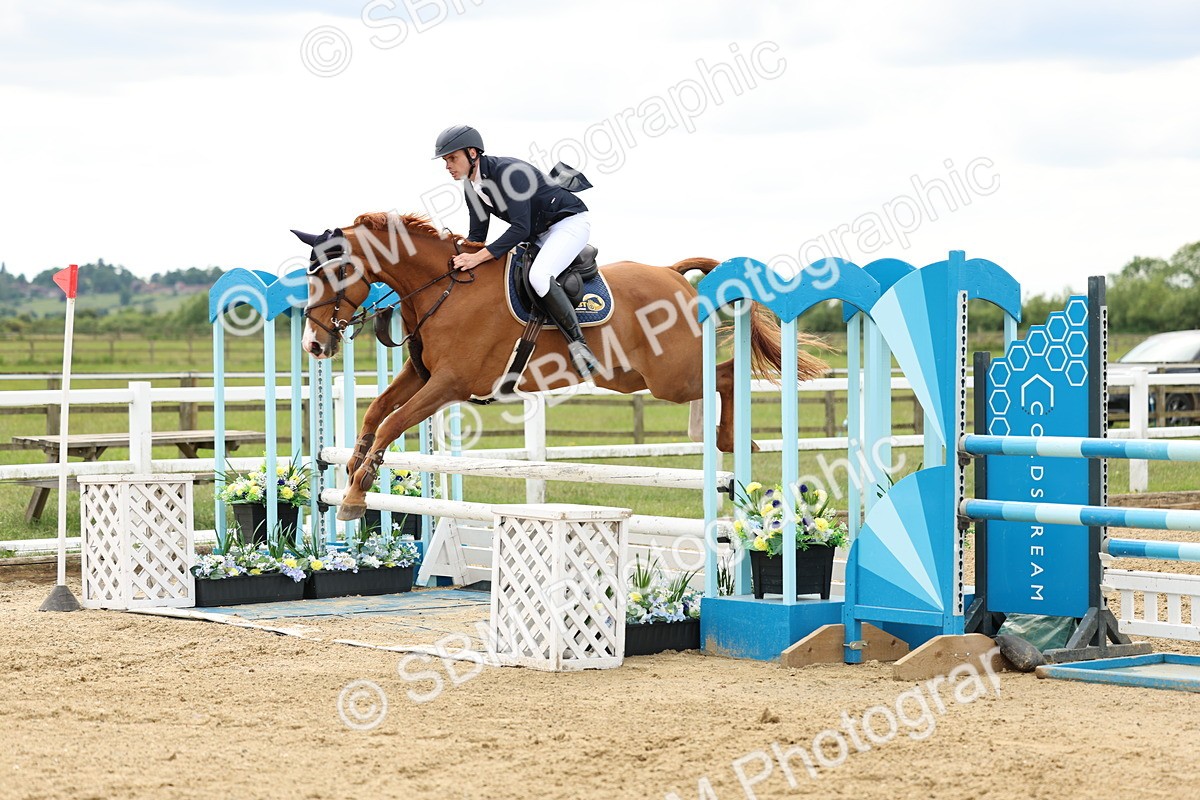 SBM_006243 - Class 19 - Senior Newcomers - 1.10m