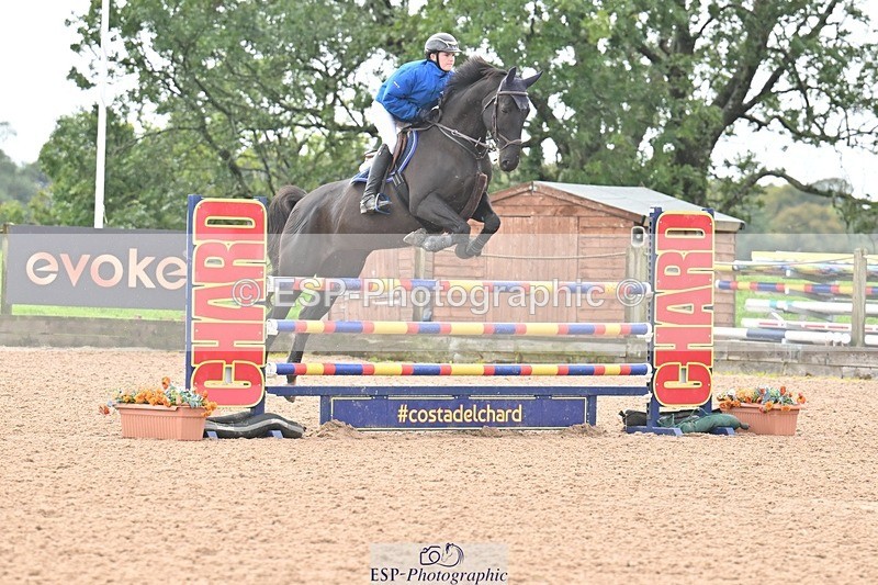 251003-133018-01135 - Cls 3 Foxhunter and 1.20m