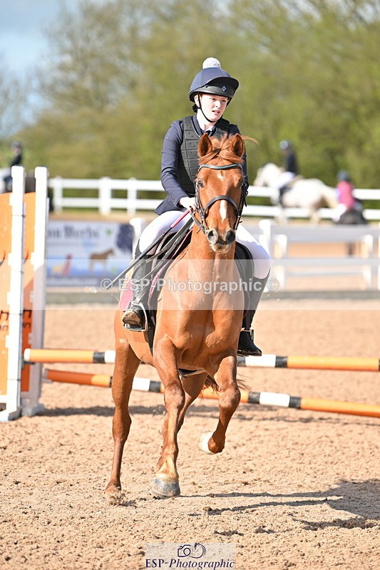 240504A-092048-00096 - Cls 11 Clear Round 50cm