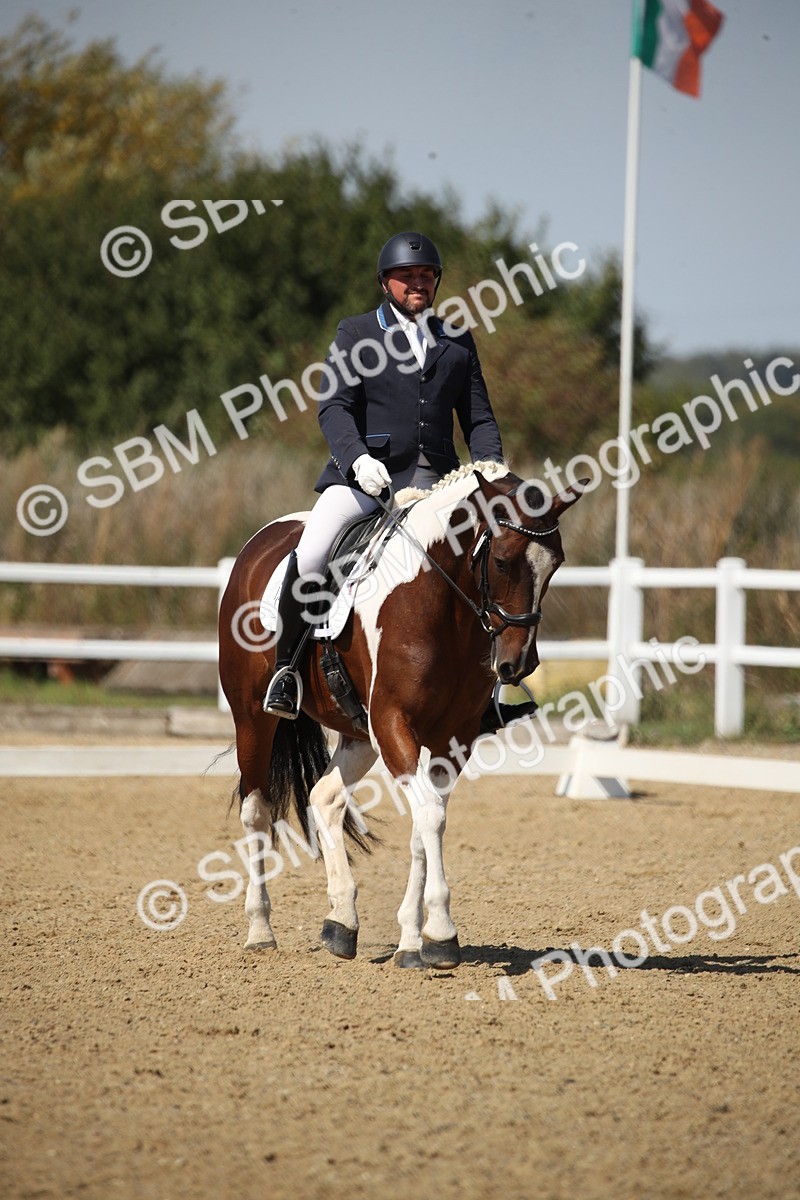 SBM_005110 - Class 11 - Novice 5 - 11.41-12.58