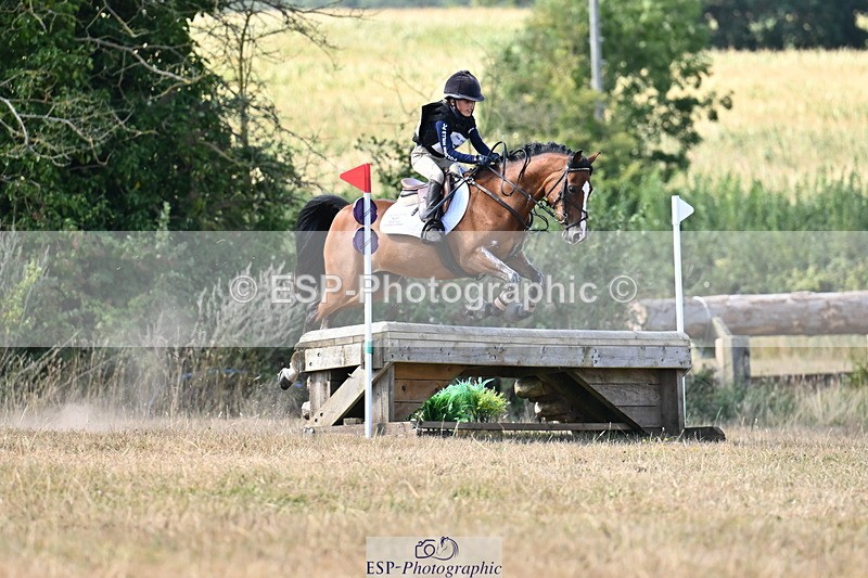 250824A-150812-38683 - 2169-Oliver.Thomas-Doylan.fairy.footsteps