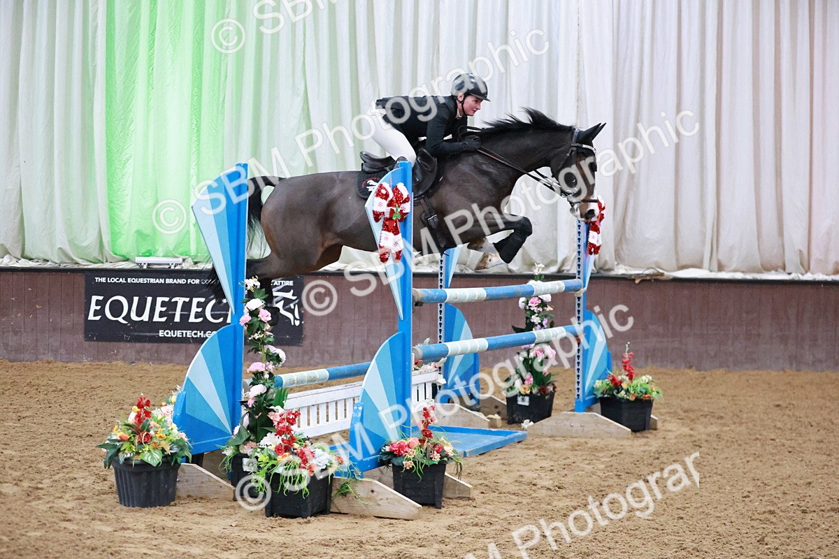 SBM_001242 - Class 5 - Senior Foxhunter 1.20m