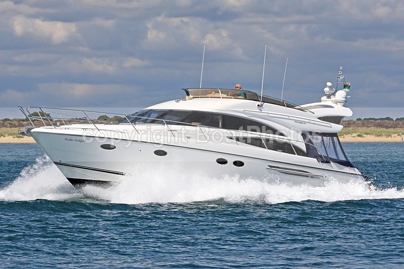 170813 DELIGHT - PRINCESS 57 1Y3A3543 - Flybridge Cruisers