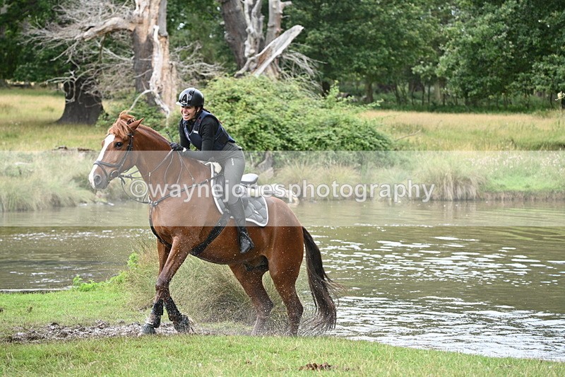 WJ7_3809 - Time at Water 12:52 to 13:22