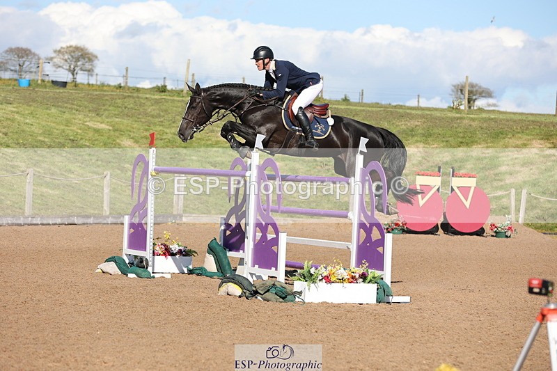 240419A-165208-09472 - Cls 10, 2 Star Big Tour 145cm  Break to End