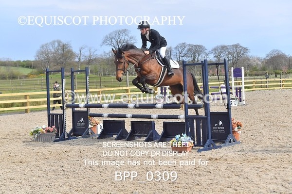 BPP_0309 - CLASS 2 FRI Senior BritiNovice/ 90cm Open