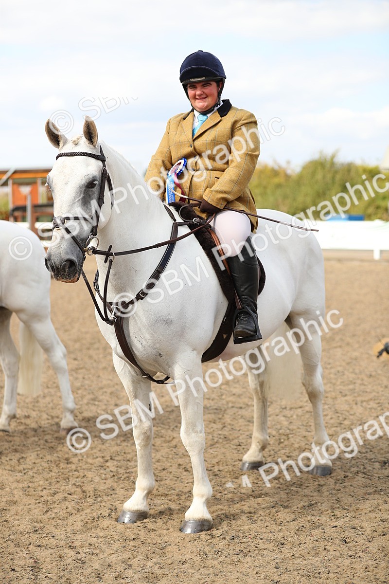 SBM_05678 - Class 48a Style & Performance 70cm (15-19)